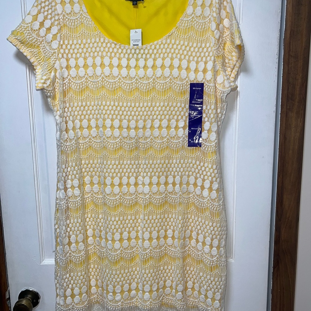 Tiana B XXL Yellow and White Crochet Lace Shift Dress - Women